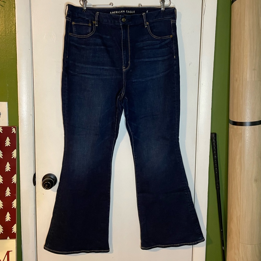 Women’s Curvy Super Hi-Rise Flare Jean